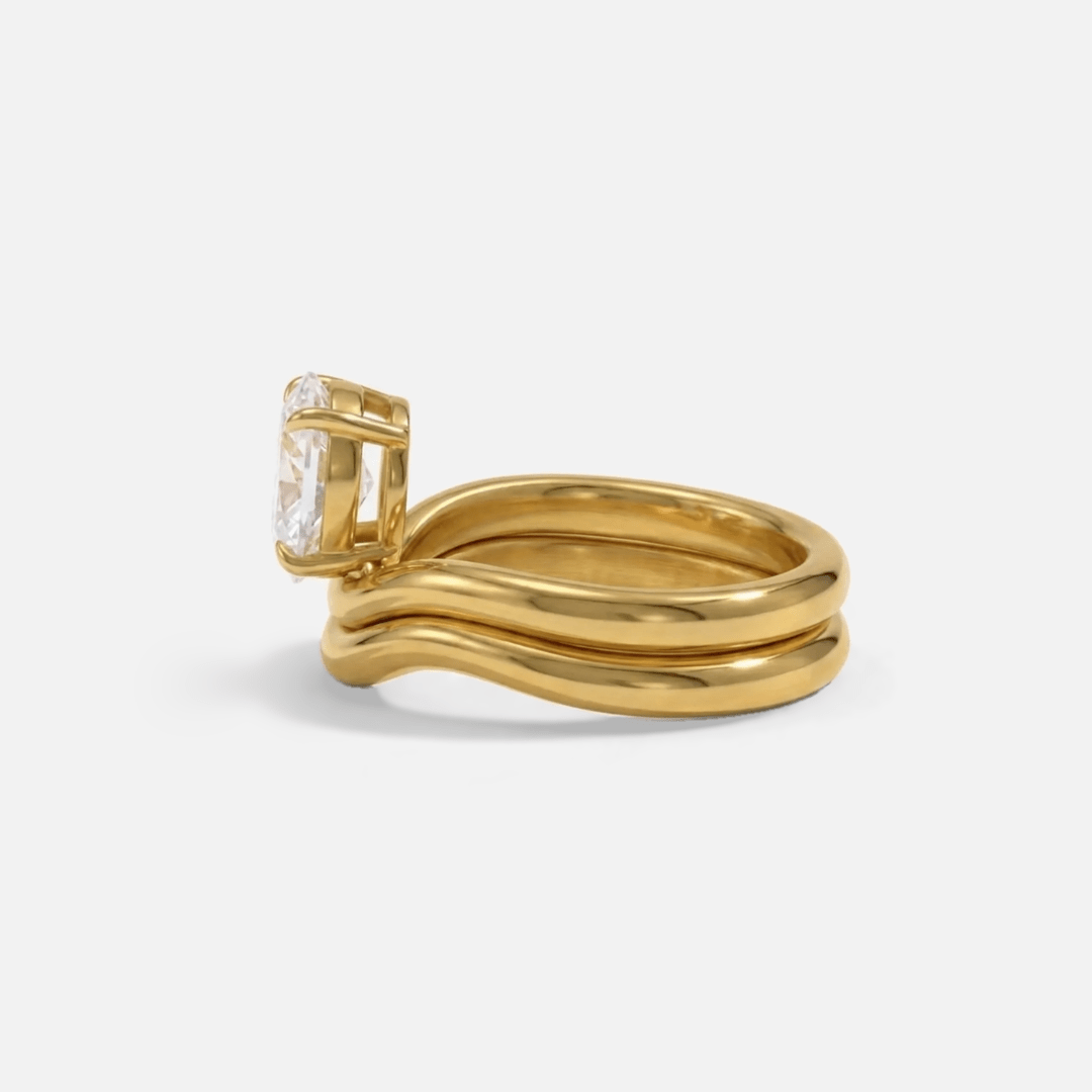 Wave Solitaire Ring — detail