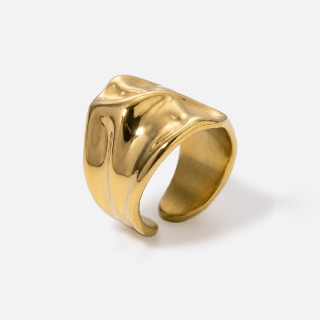 Petra Ring — detail