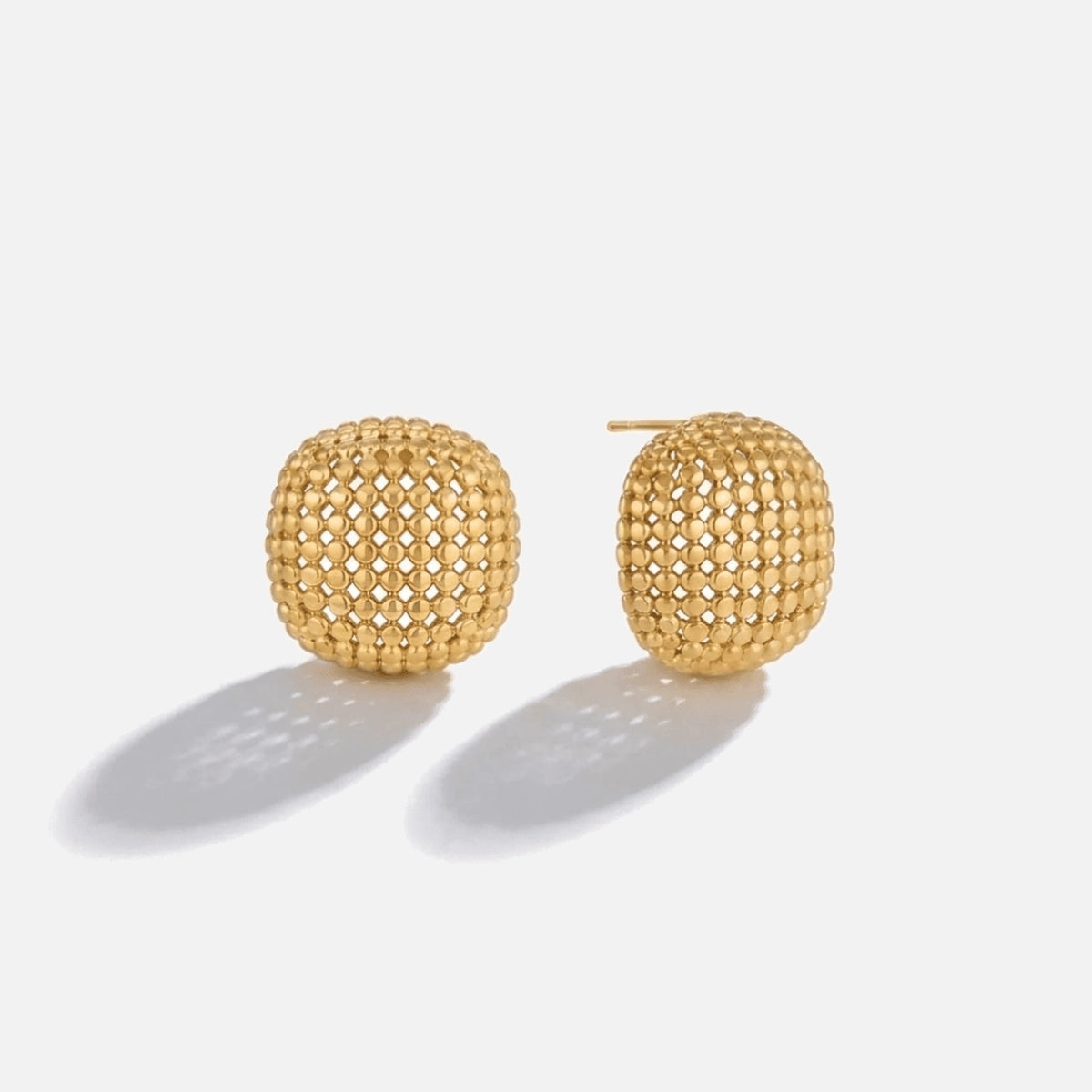 Mesh Studs — studio shot