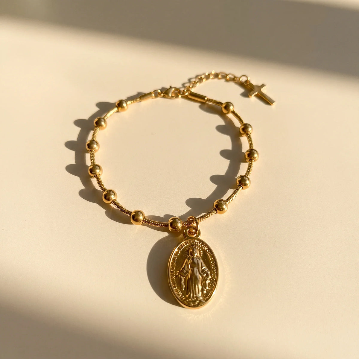 Miraculous Medal Beaded Bracelet — detail