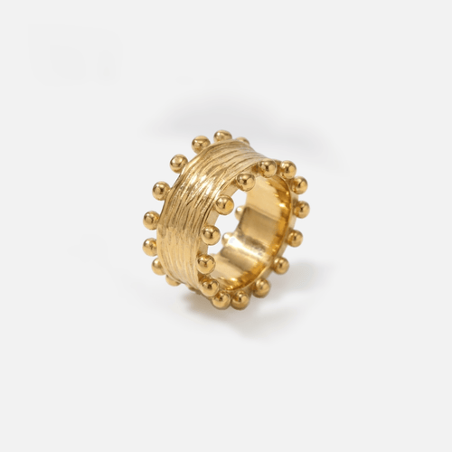 Queen Ring — detail