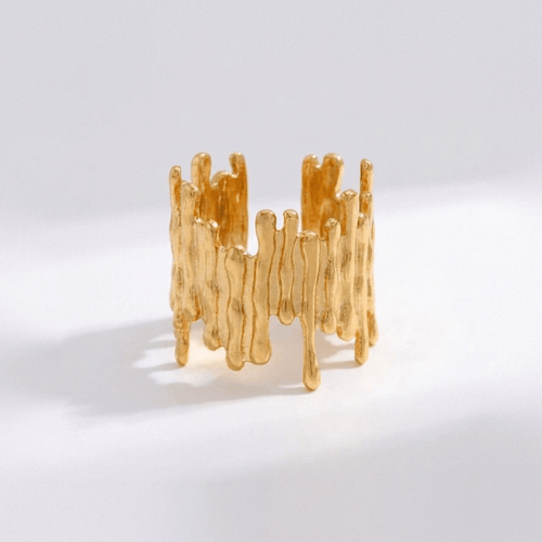 Coral Ring — detail