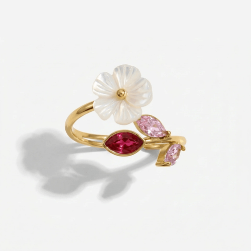 Lilly Ring — detail