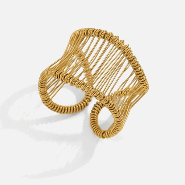 Threads Ring — studio shot