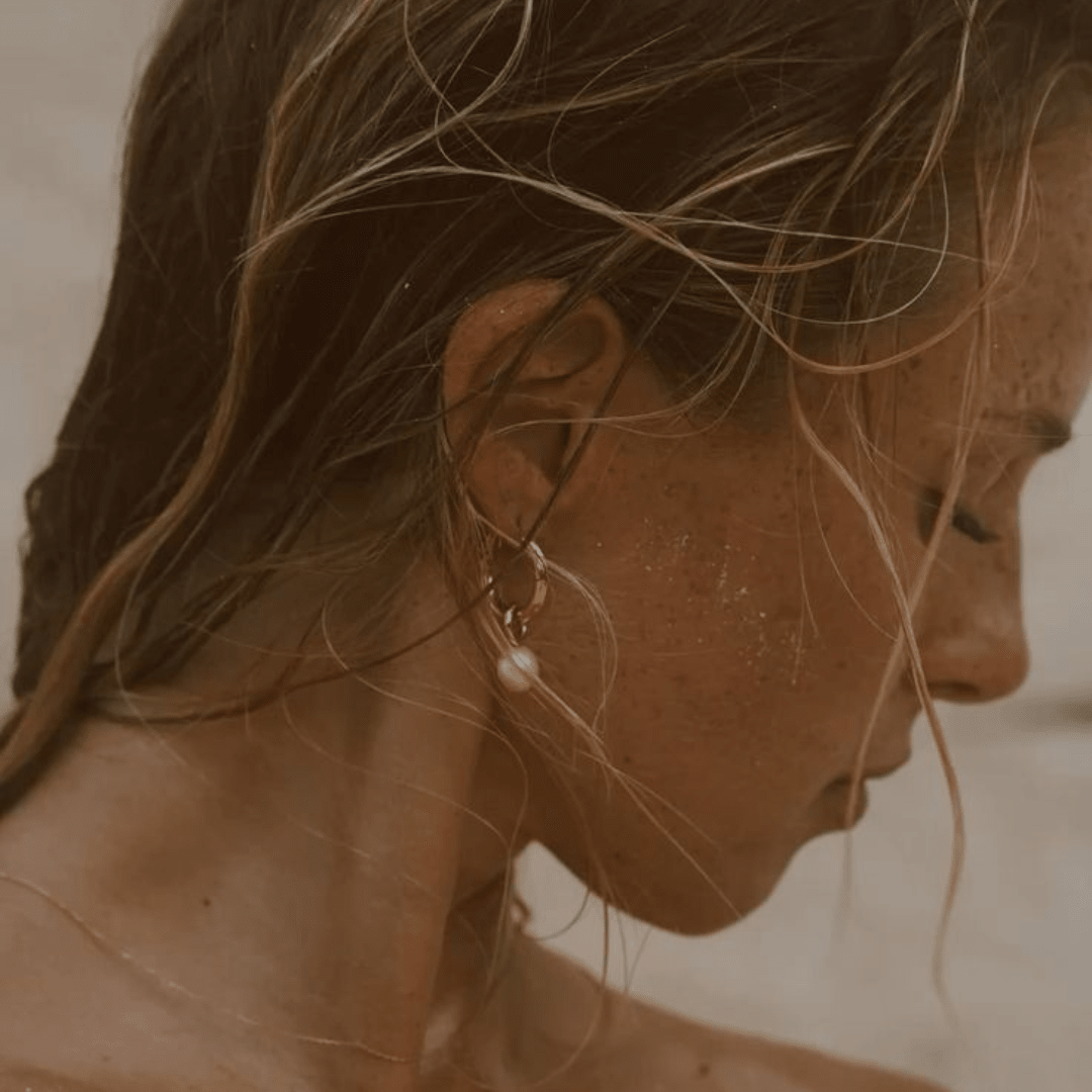 Bella Pearl Earrings