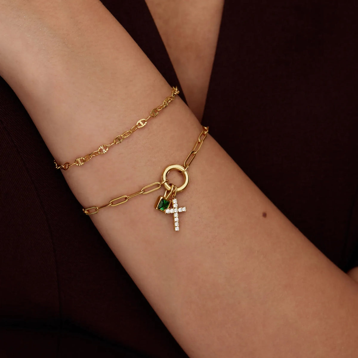 Paperclip Birthstone Cross Bracelet — detail