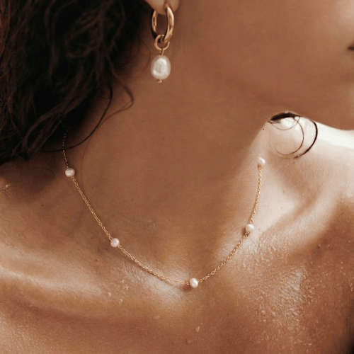 Bella Pearl Earrings