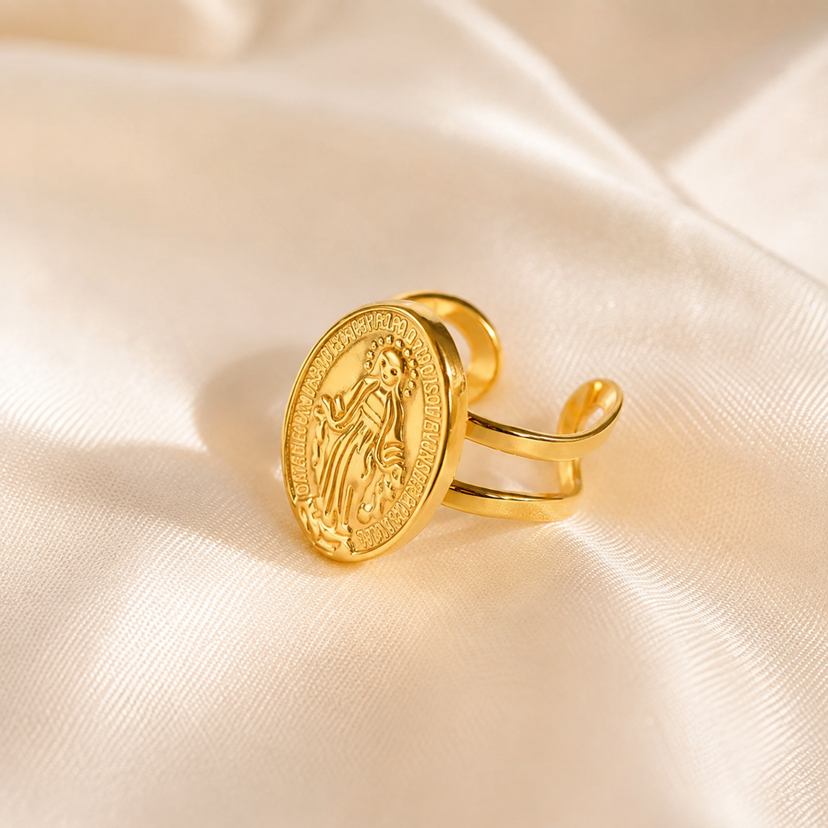 Miraculous Medal Ring — detail